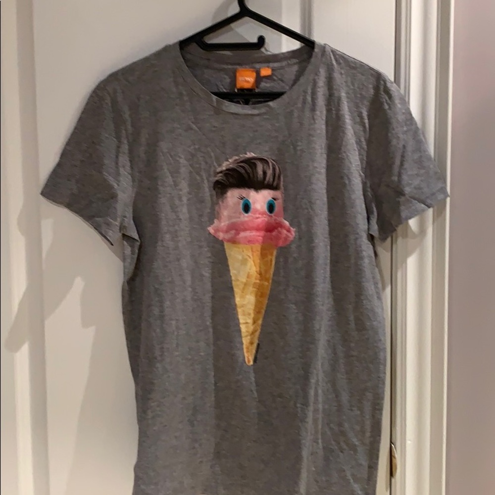 Hugo boss T-shirt